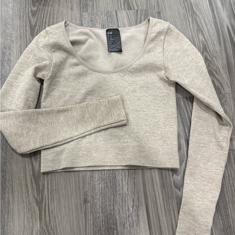 H&M Light Beige Casual Top